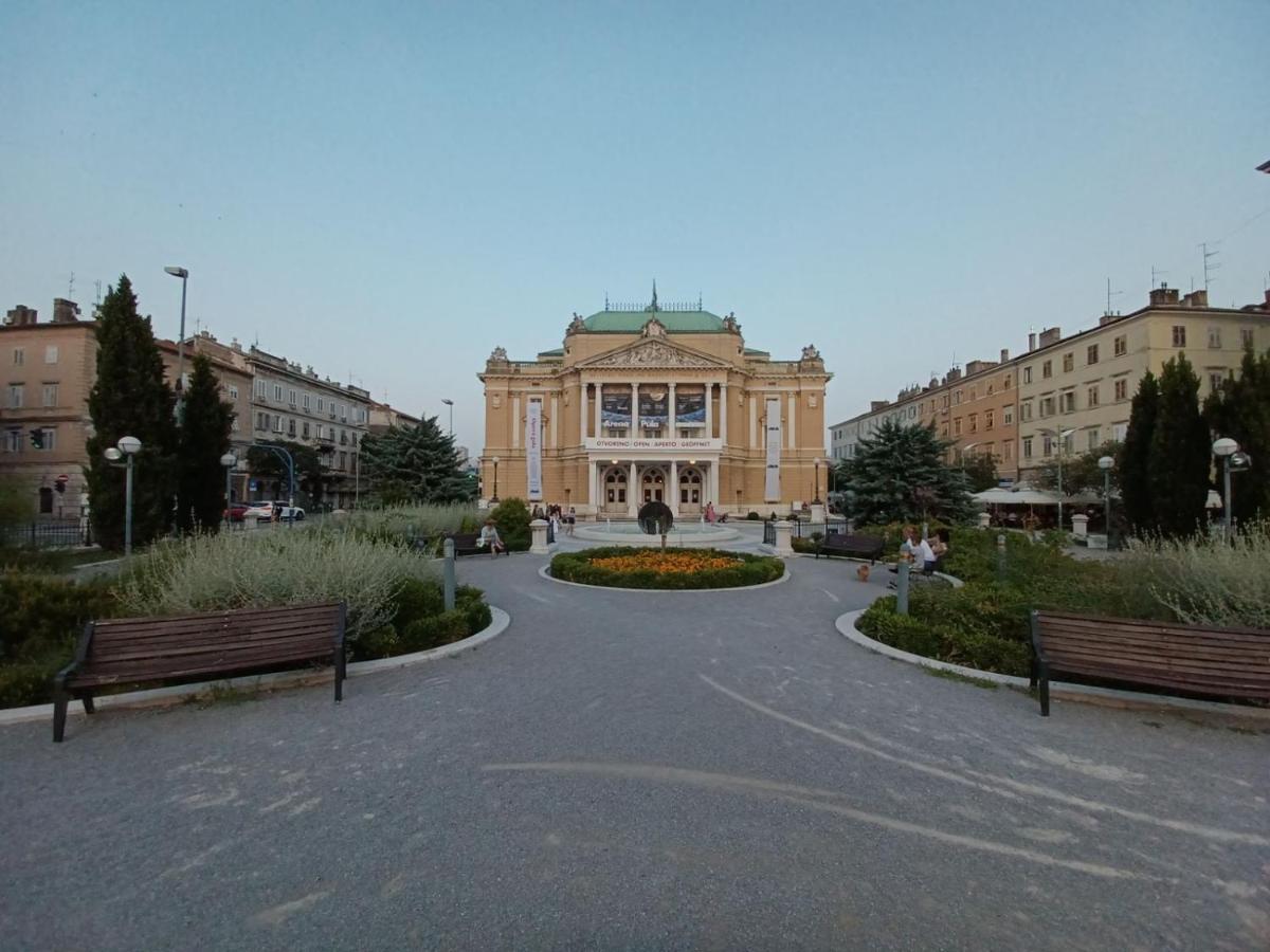 Ferienwohnung In The Centar Of Rijeka Exterior foto